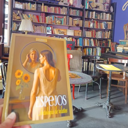 Espejos, presentación libro , antología de relatos de los alumnos de Escribir para Sanar